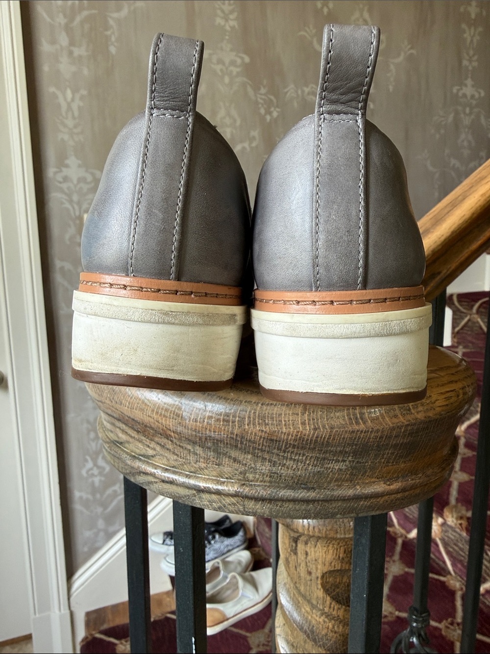 CLARKS ladies size 8 1/2 - Picture 3 of 11